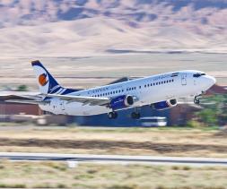 انتقال هواپیمای بوئینگ 737 هواپیمایی کاسپین به فرودگاه مهرآباد